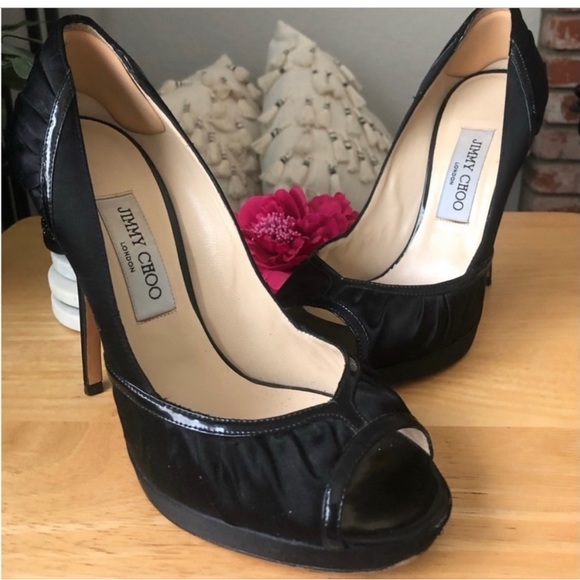 Jimmy Choo Black and Cream Heels with Stiletto Design